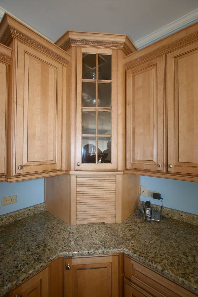 Roberts Kitchen — Cabinet Detail