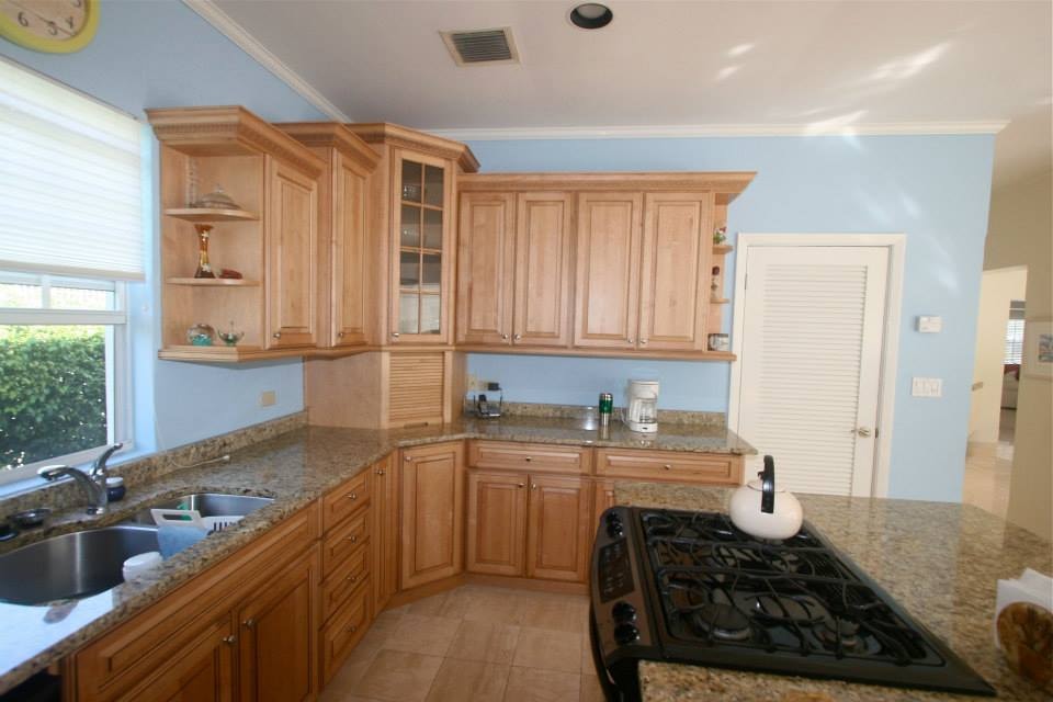 Roberts Kitchen — Hood Surround